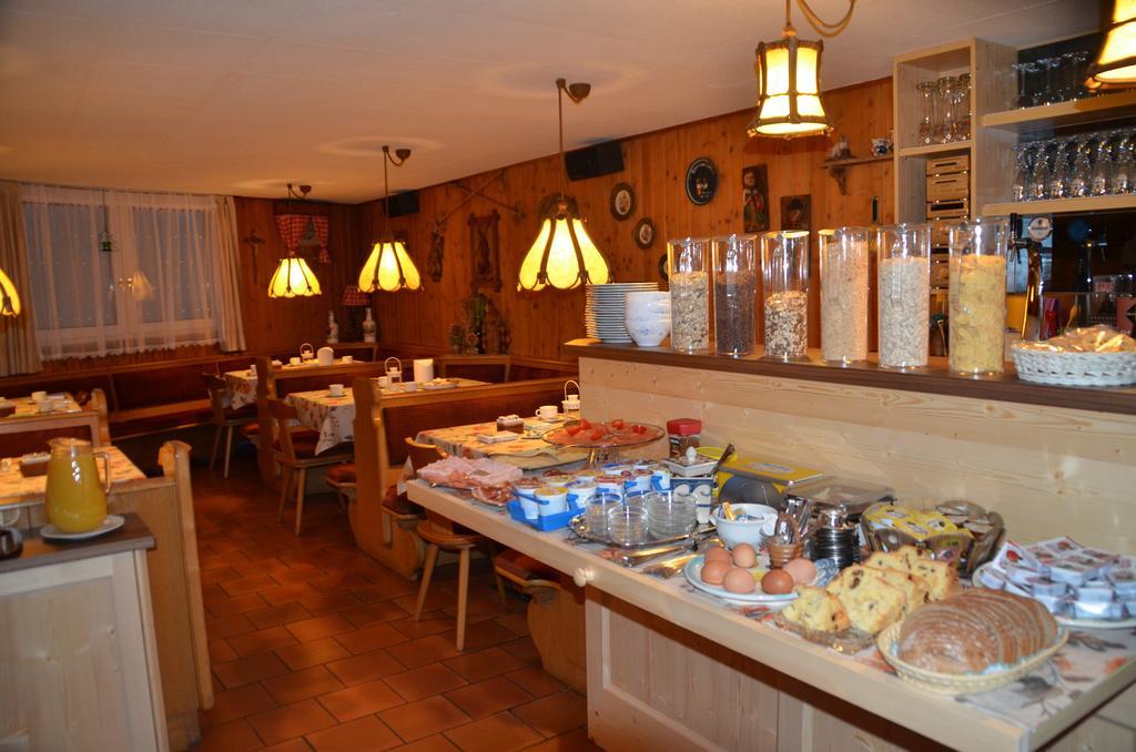 Garni Ossi Bed and Breakfast Santa Cristina Val Gardena Εξωτερικό φωτογραφία